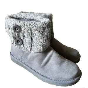 Arizona Women’s Sweater Ankle Boots